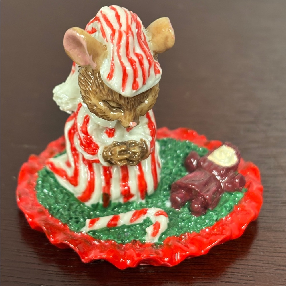 Vintage Enesco Christmas Mouse Bedtime Prayer Figure